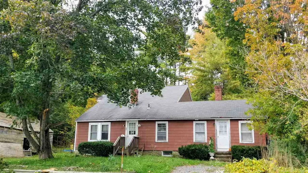 160-162 Deerfield Road Candia NH 03034
