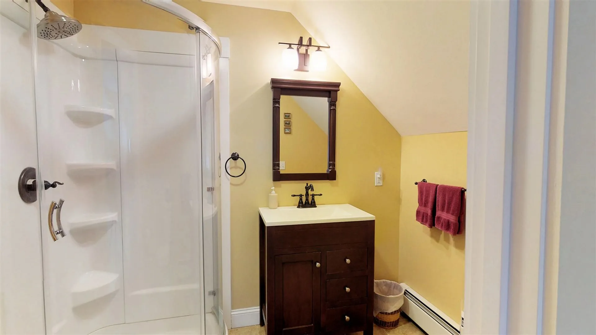 8 Pasture Lane Holderness NH 03245