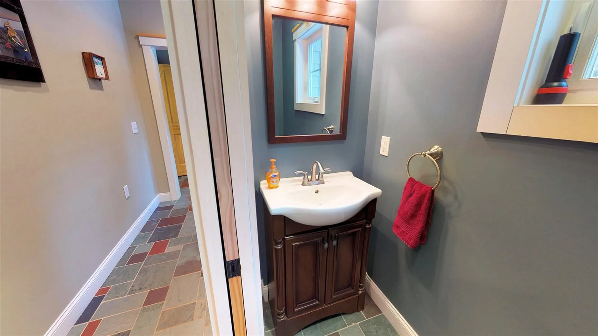 8 Pasture Lane Holderness NH 03245