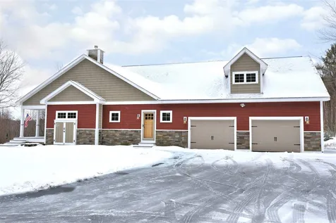 8 Pasture Lane Holderness NH 03245
