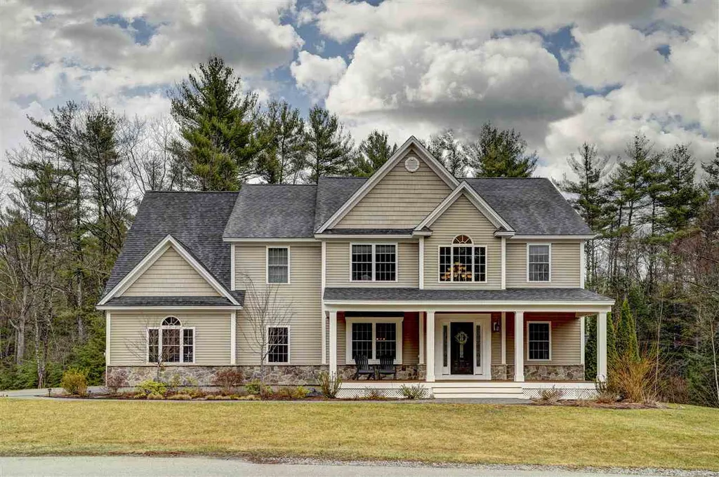 4 Amber Lane Bedford NH 03110