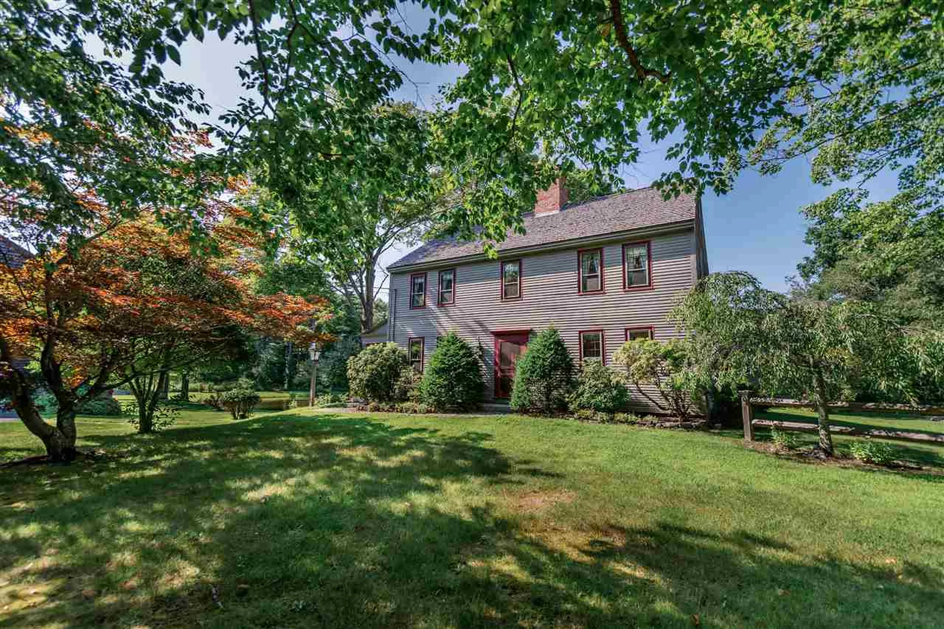 2 Sandown Road Danville NH 03819