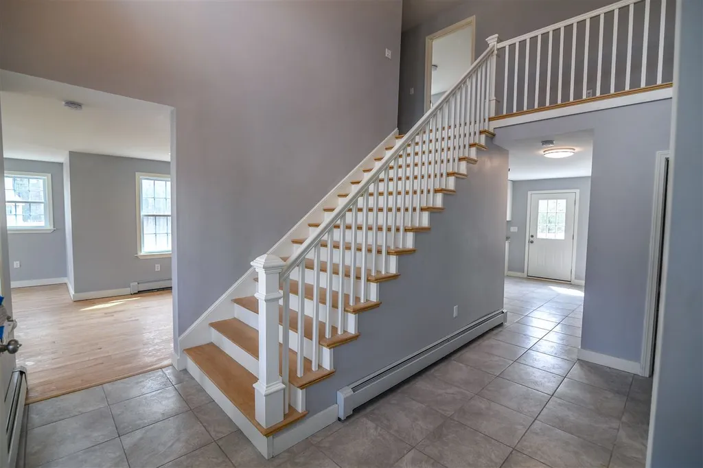 30 Chestnut Way Lee NH 03861