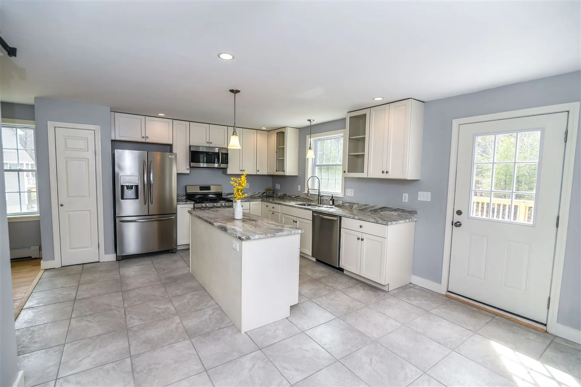 30 Chestnut Way Lee NH 03861