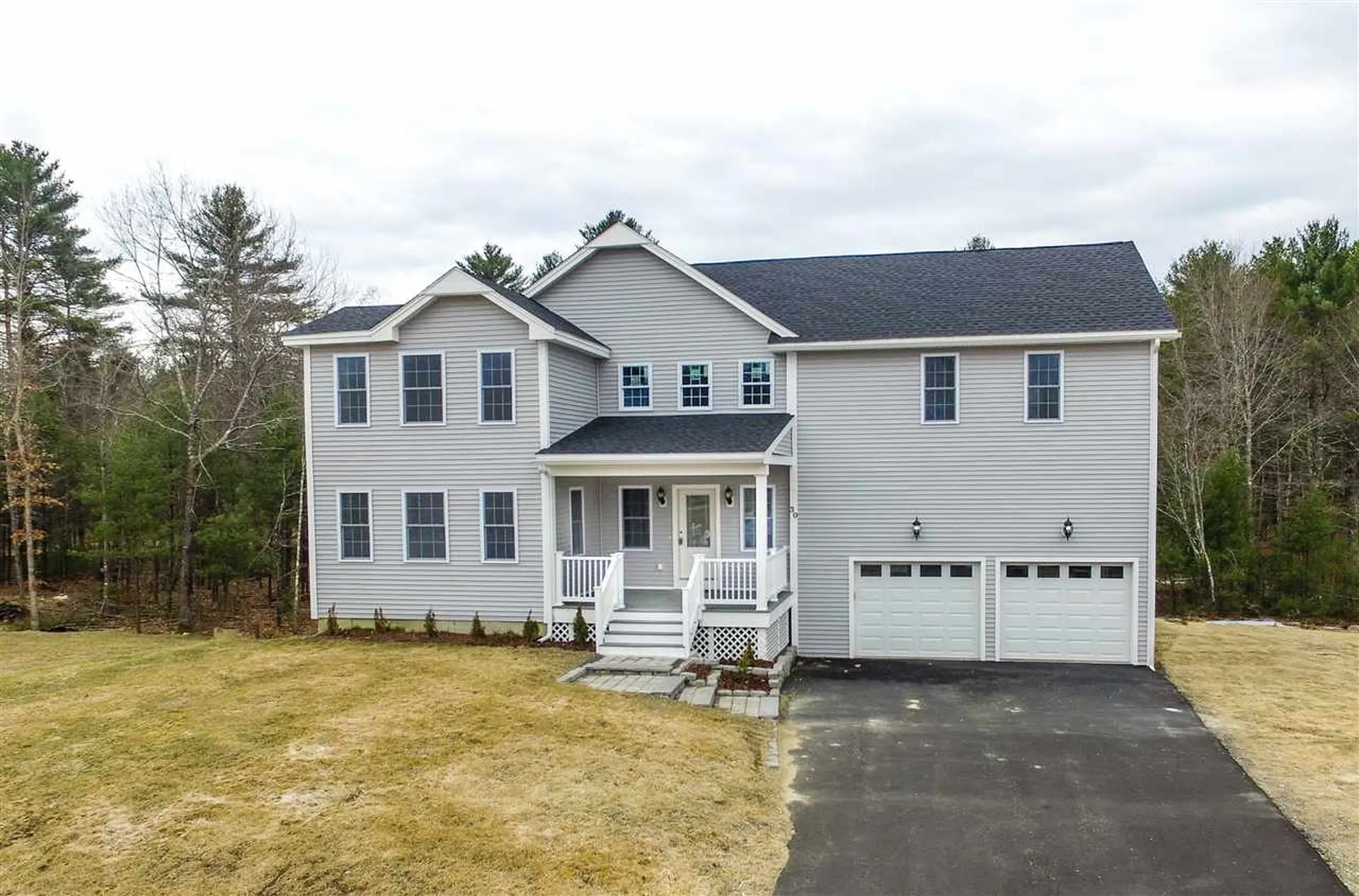 30 Chestnut Way Lee NH 03861