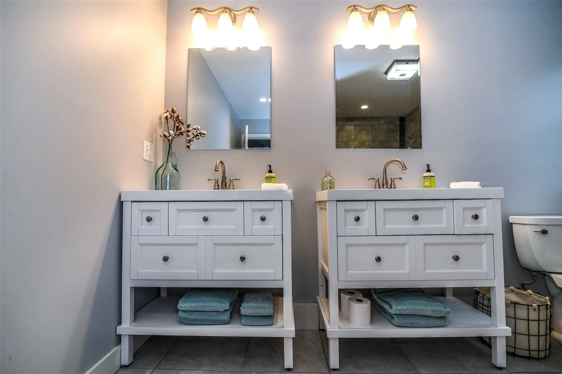 30 Chestnut Way Lee NH 03861