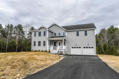 30 Chestnut Way Lee NH 03861