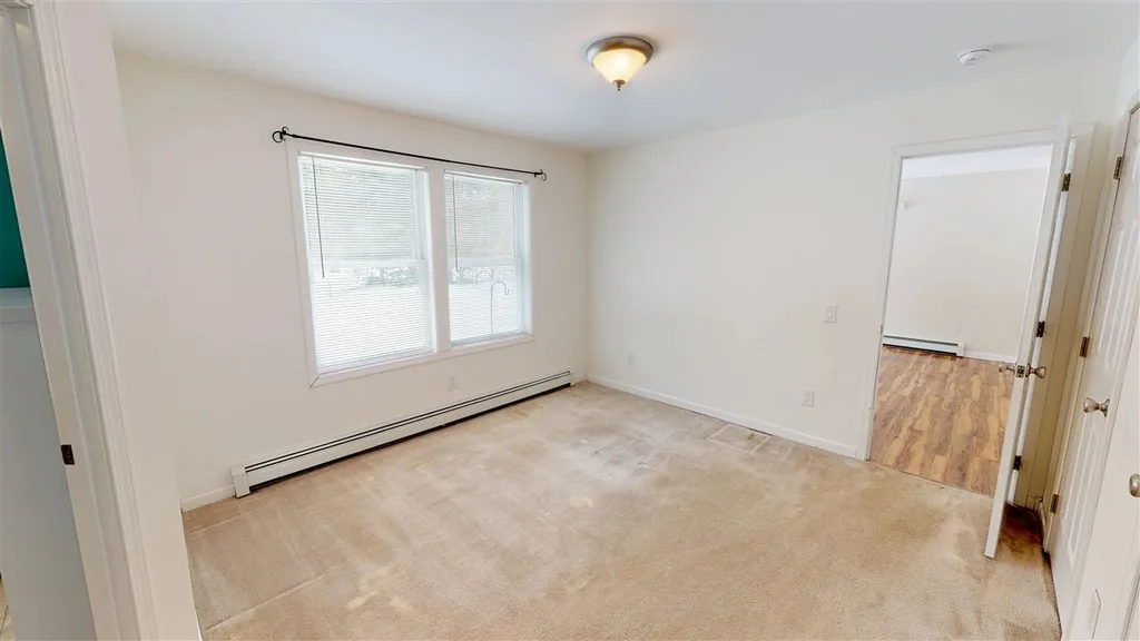 33 Uhlman Drive Thornton NH 03285