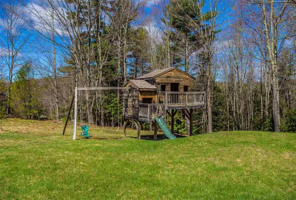 36 Coach Road Greenfield NH 03047