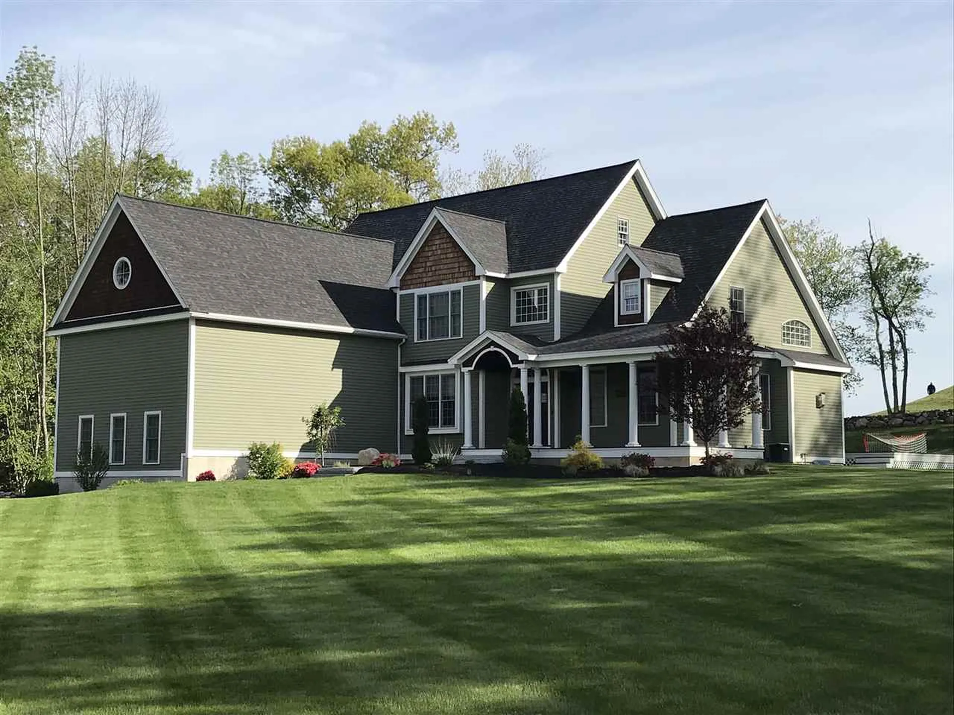 7 Lamplighter Lane Salem NH 03079