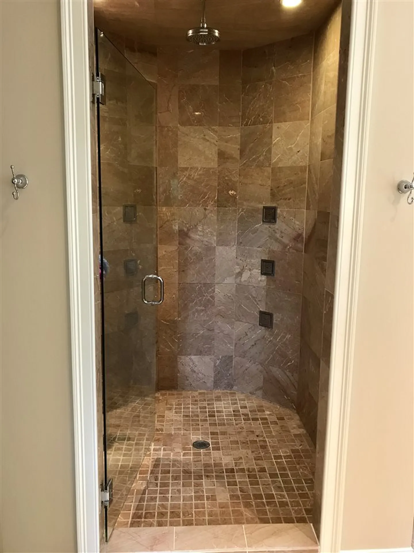 7 Lamplighter Lane Salem NH 03079