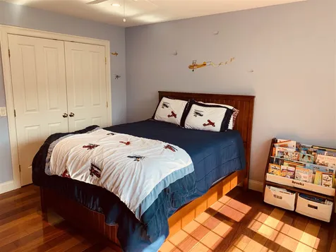 7 Lamplighter Lane Salem NH 03079