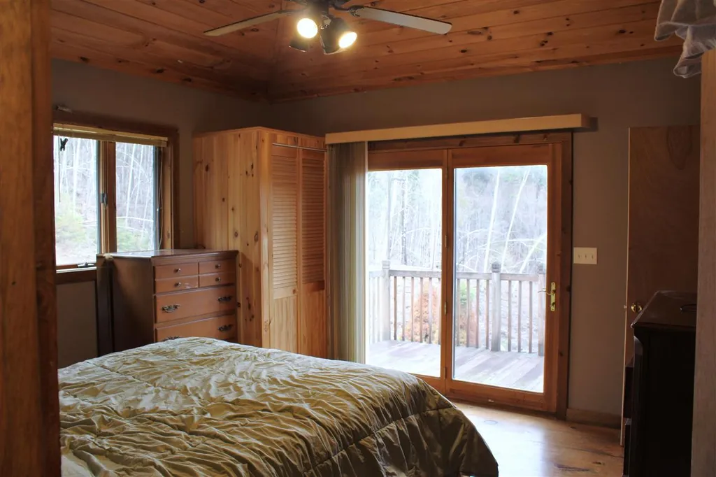 16 Evergreen Lane Hill NH 03243