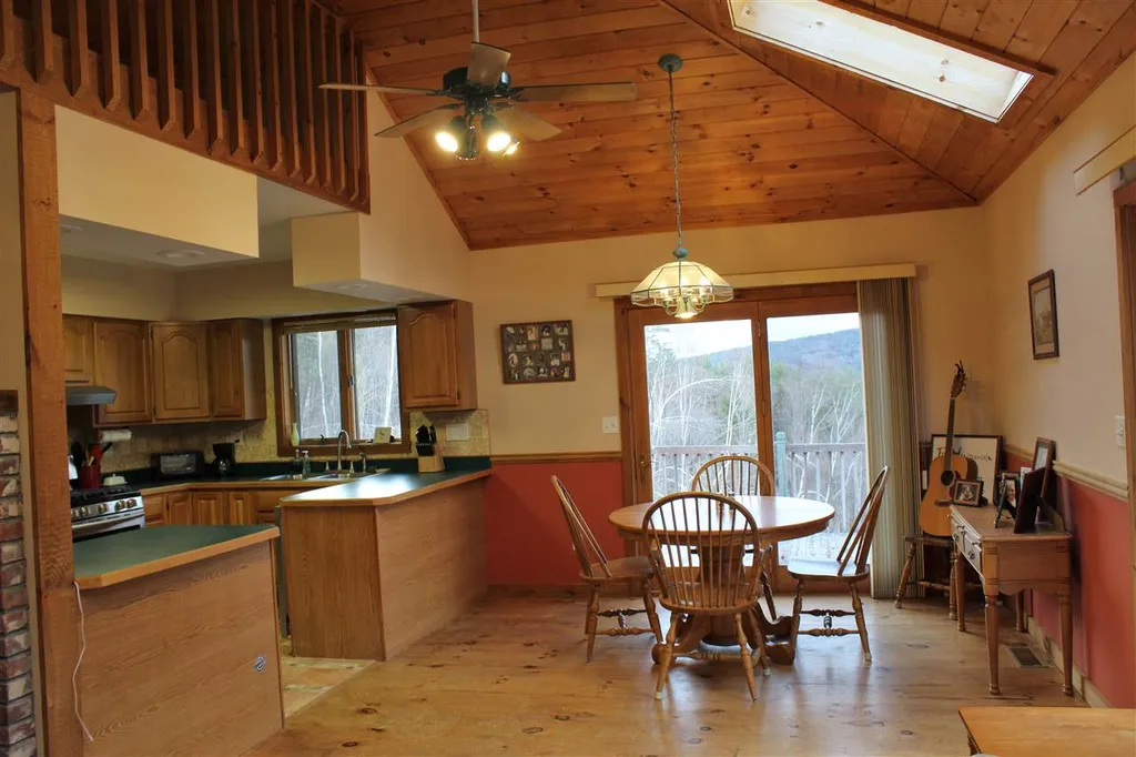 16 Evergreen Lane Hill NH 03243