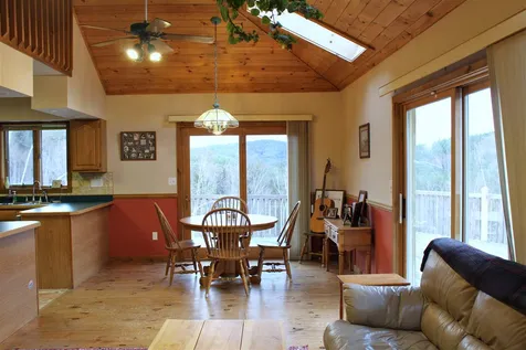 16 Evergreen Lane Hill NH 03243