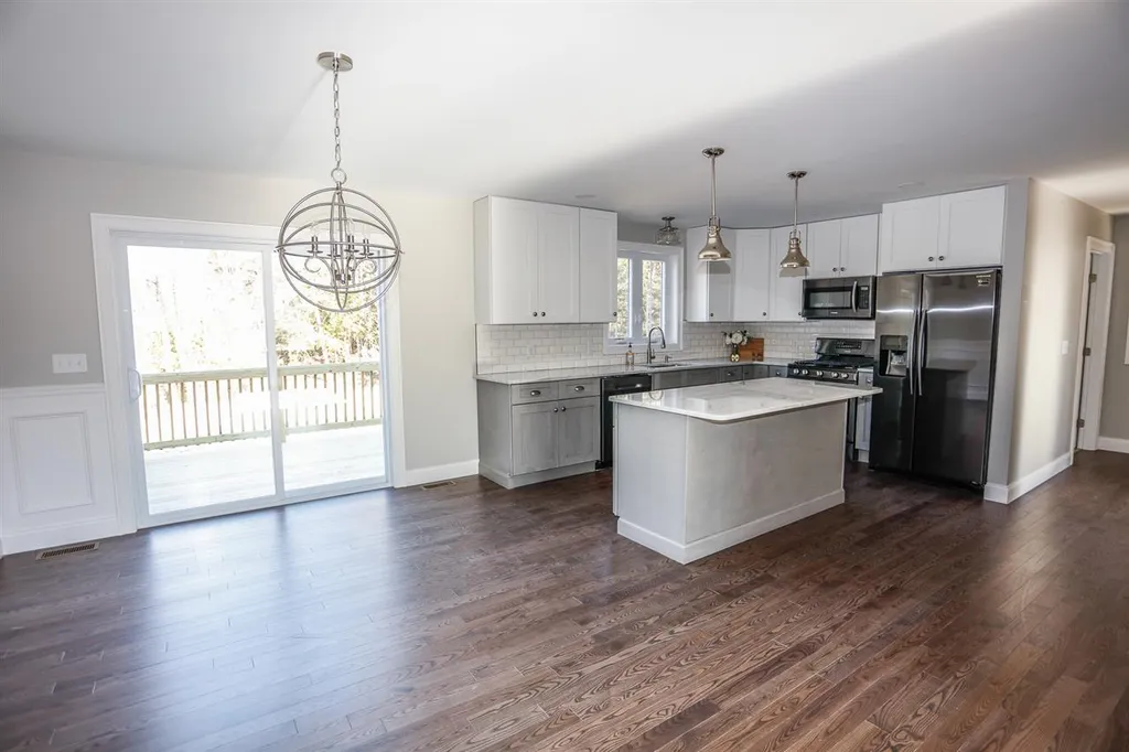 6a Rowes Corner Lane Hooksett NH 03106