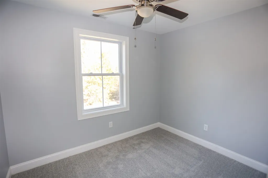 6a Rowes Corner Lane Hooksett NH 03106