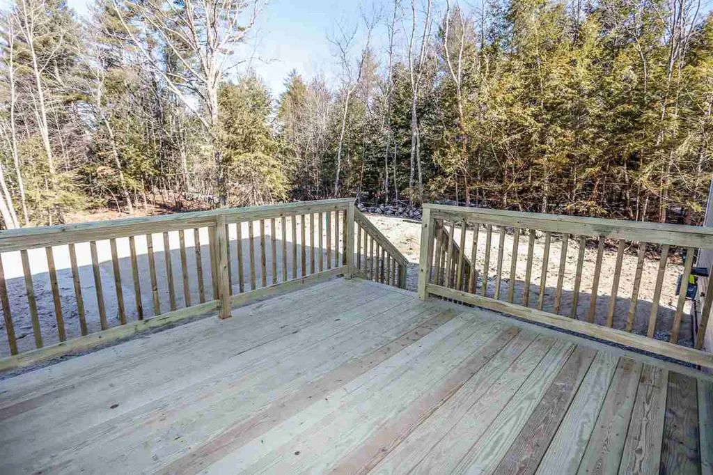 6a Rowes Corner Lane Hooksett NH 03106