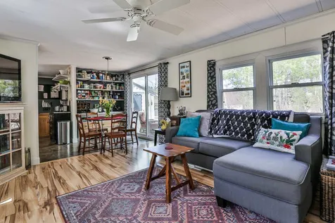 18 Riverside Drive Raymond NH 03077