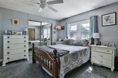 18 Riverside Drive Raymond NH 03077
