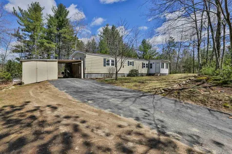 18 Riverside Drive Raymond NH 03077