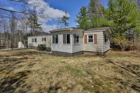 18 Riverside Drive Raymond NH 03077