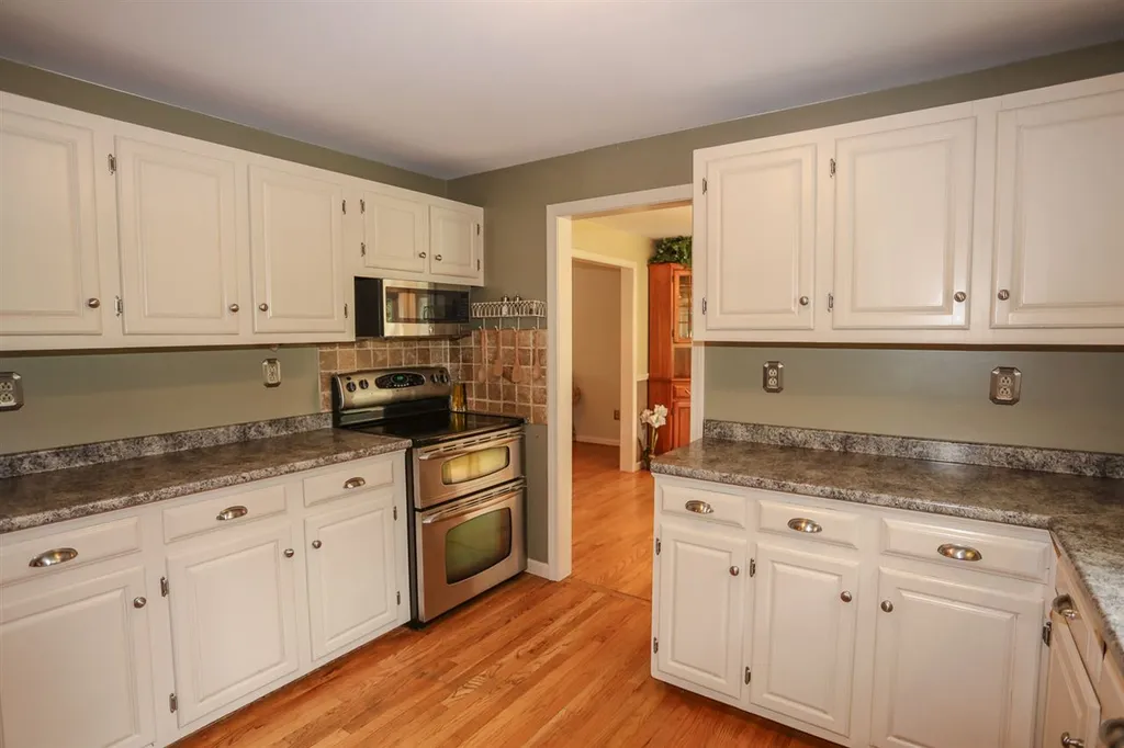 5 Goodwin Road Hampton Falls NH 03844