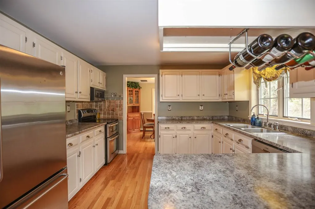 5 Goodwin Road Hampton Falls NH 03844