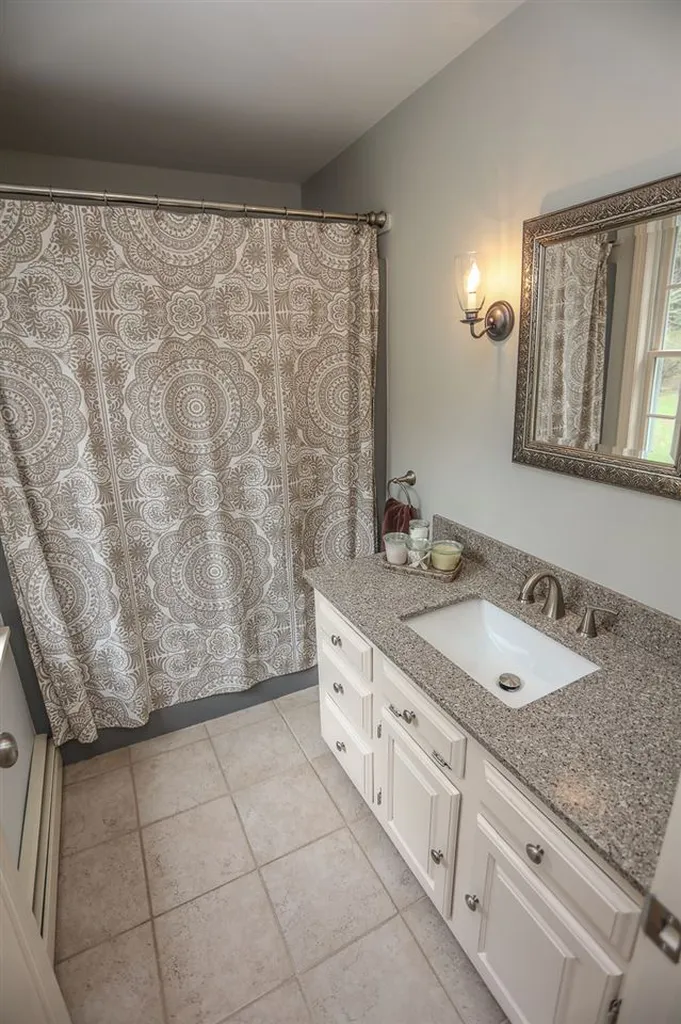5 Goodwin Road Hampton Falls NH 03844