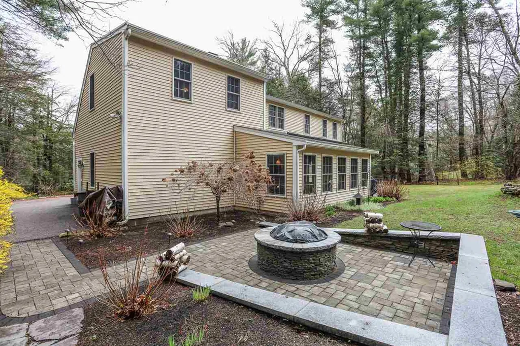 5 Goodwin Road Hampton Falls NH 03844