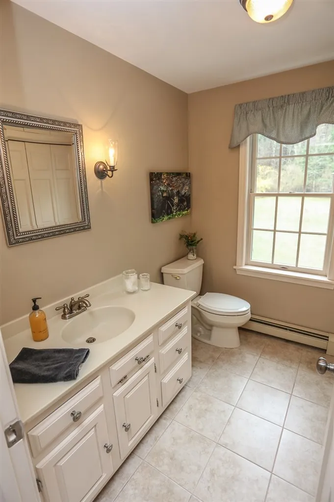 5 Goodwin Road Hampton Falls NH 03844