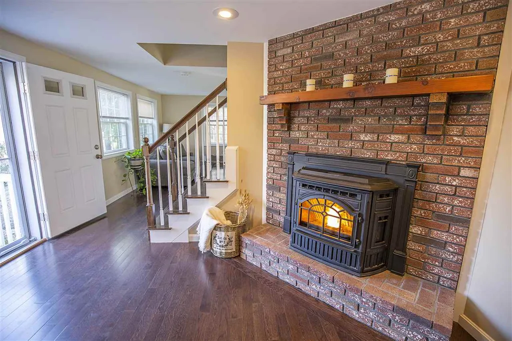 26 Casey Drive Hooksett NH 03106