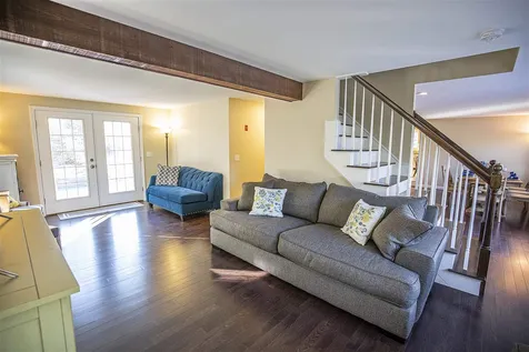 26 Casey Drive Hooksett NH 03106
