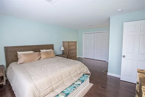 26 Casey Drive Hooksett NH 03106