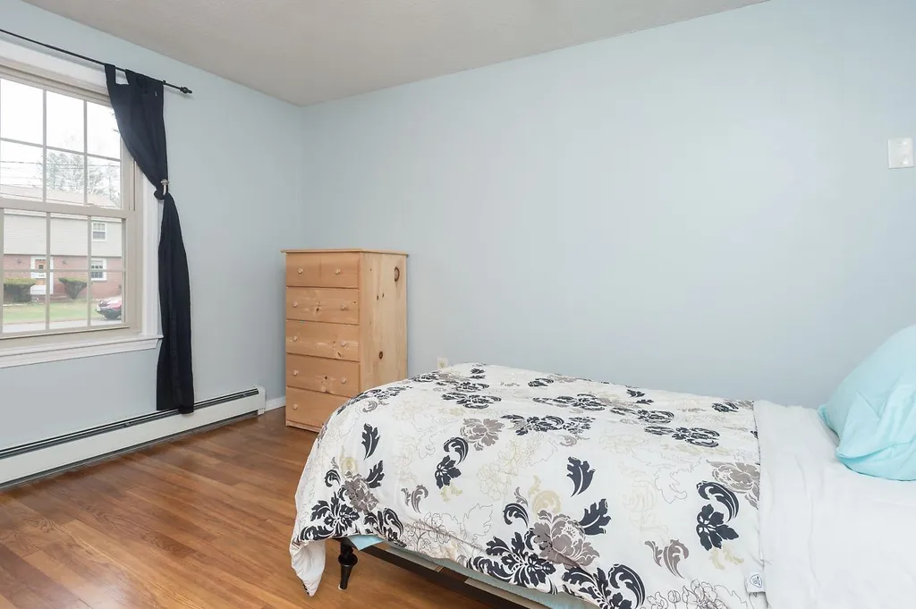 7 Stevens Road North Hampton NH 03862