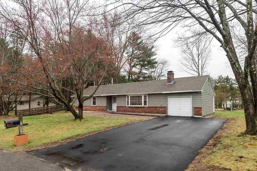 7 Stevens Road North Hampton NH 03862