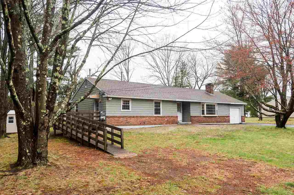 7 Stevens Road North Hampton NH 03862