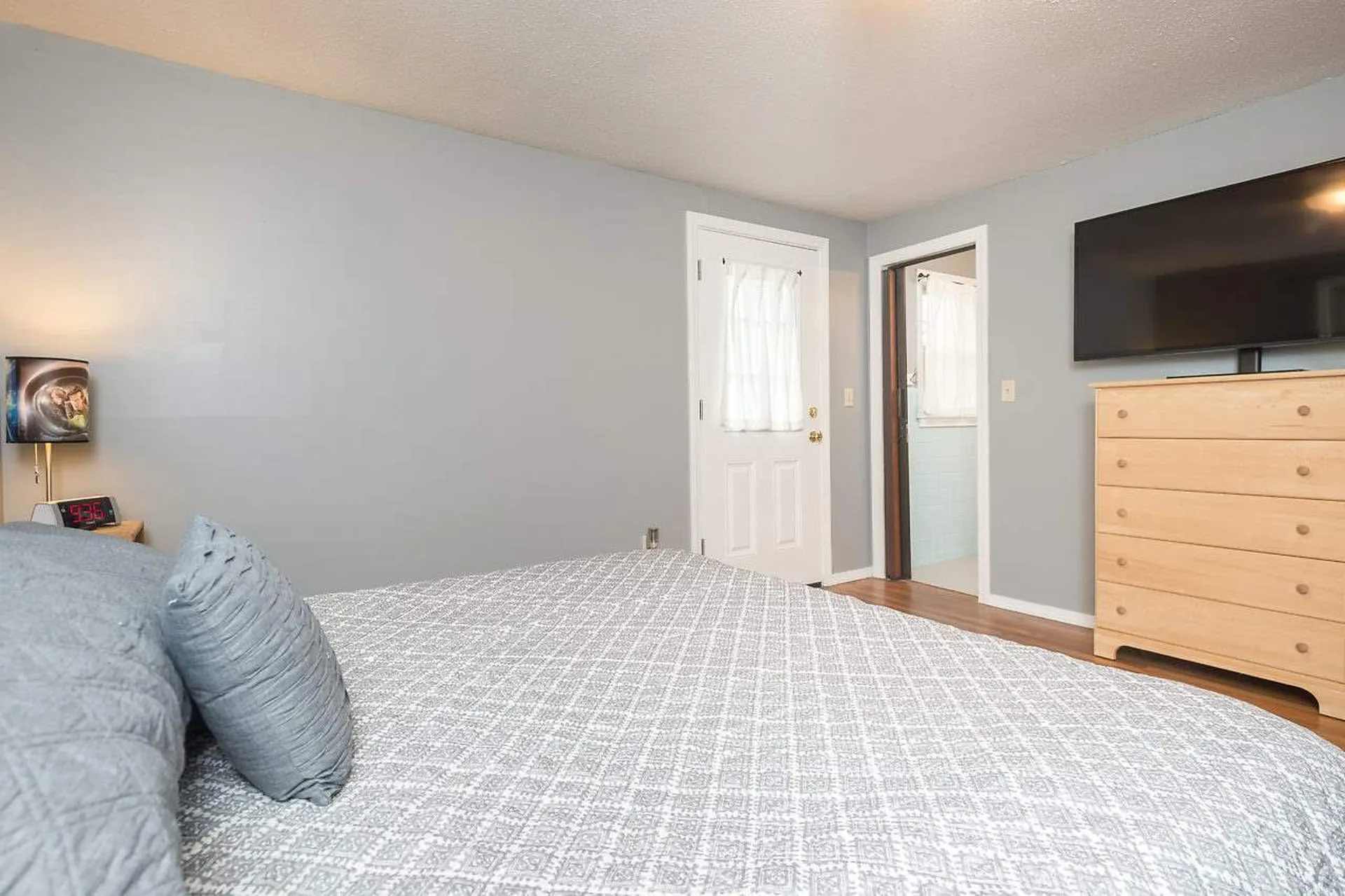 7 Stevens Road North Hampton NH 03862