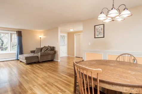 7 Stevens Road North Hampton NH 03862