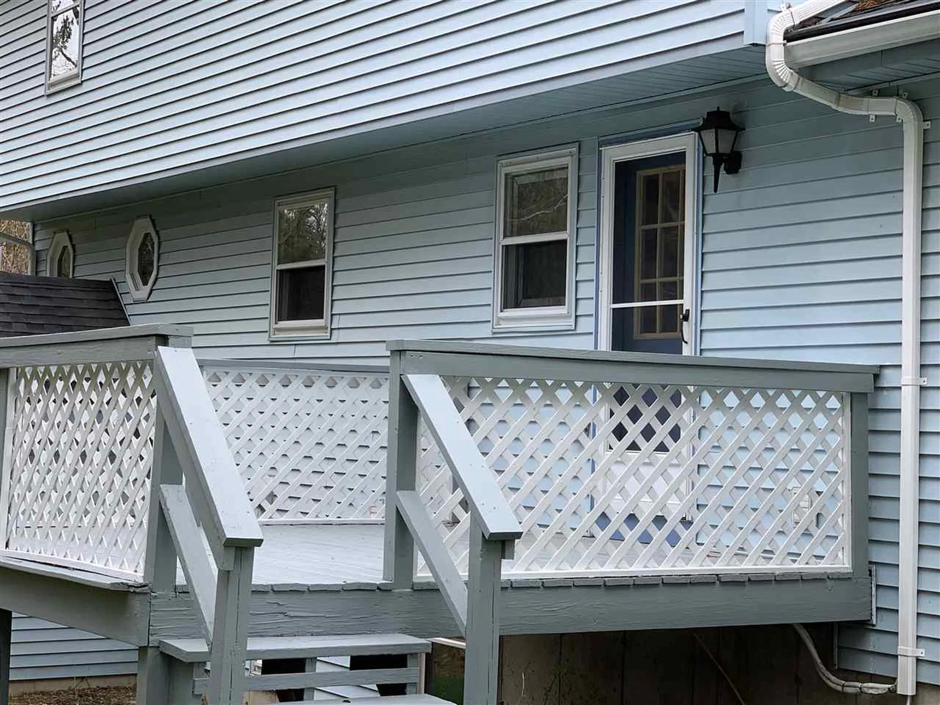 7 Coleman Place Londonderry NH 03053