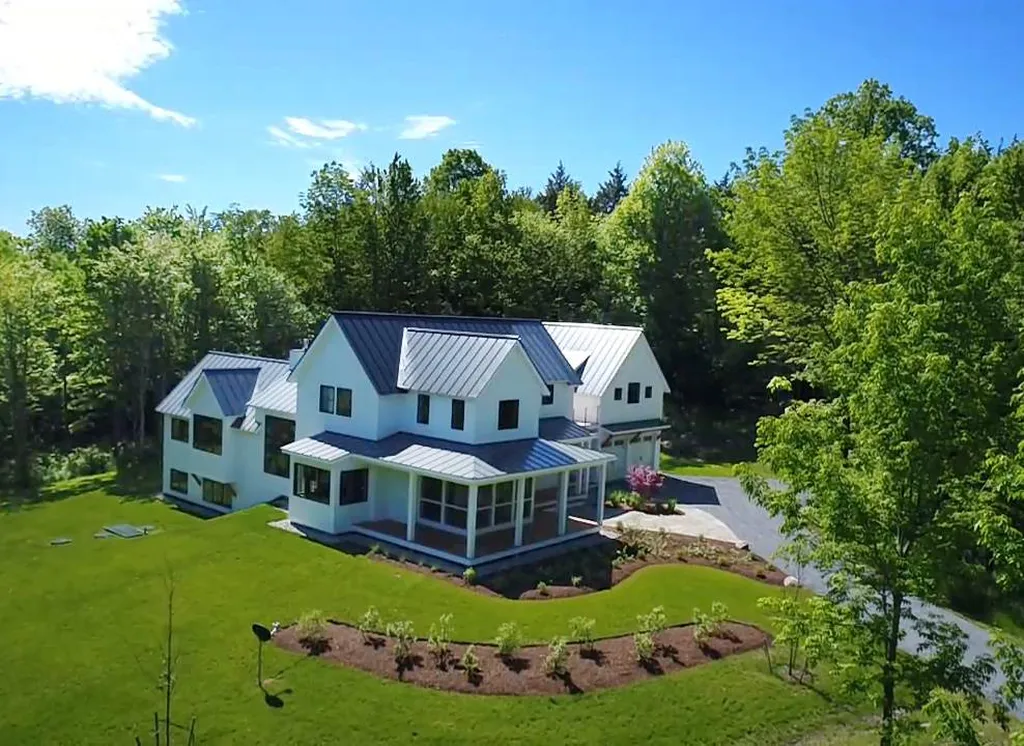 31 Hornbeam Hill Road Cornwall VT 05753