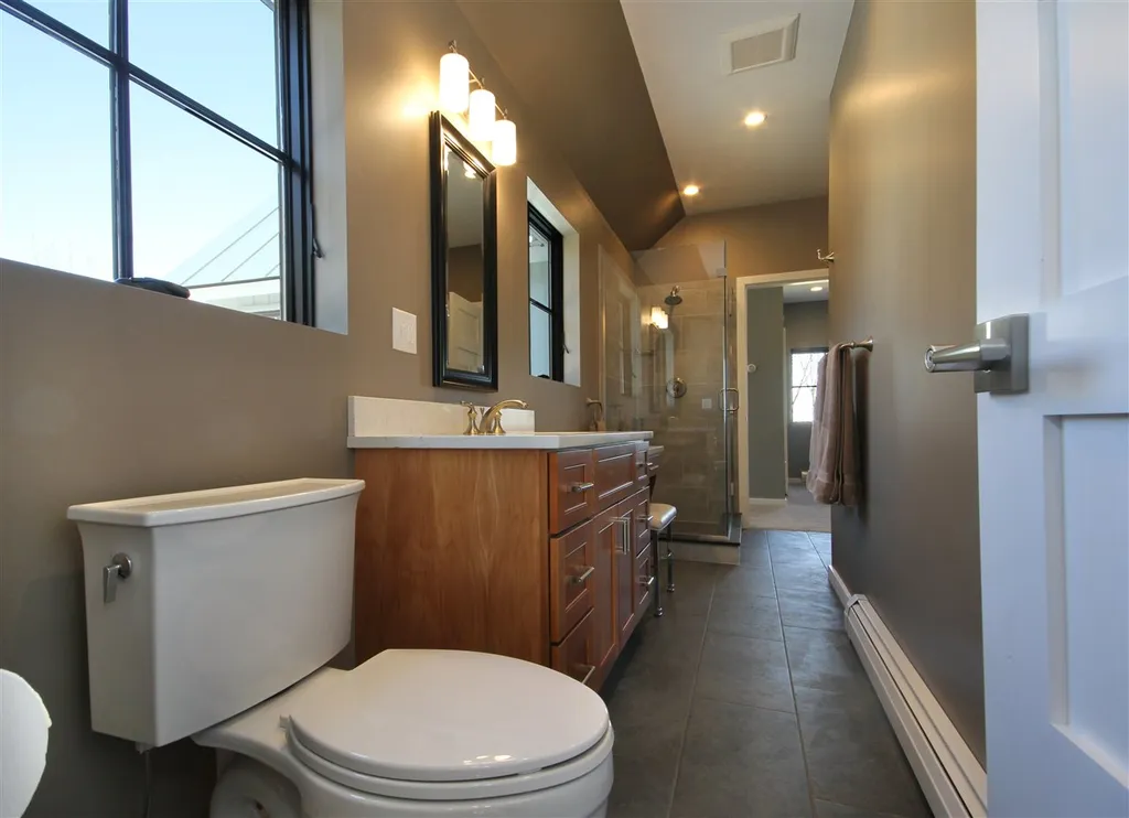 31 Hornbeam Hill Road Cornwall VT 05753
