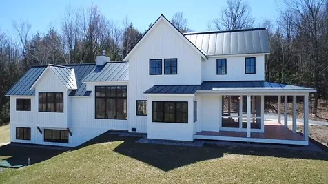 31 Hornbeam Hill Road Cornwall VT 05753