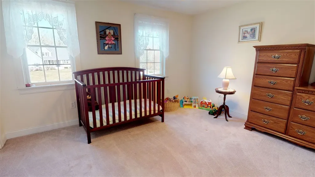 14 Sparrow Lane York ME 03909