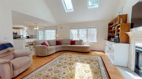 14 Sparrow Lane York ME 03909