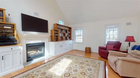 14 Sparrow Lane York ME 03909