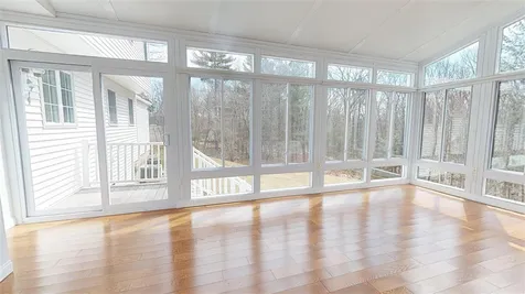 14 Sparrow Lane York ME 03909