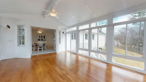 14 Sparrow Lane York ME 03909