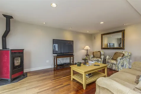 984 Bible Hill Road Francestown NH 03043