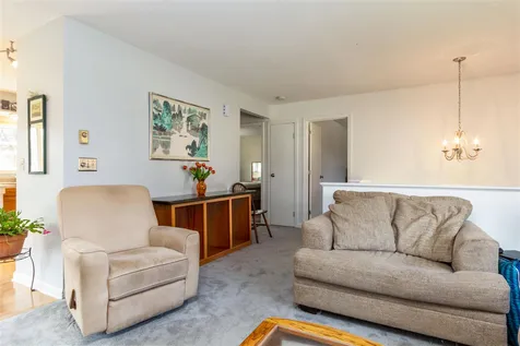 63 Proctor Avenue South Burlington VT 05403